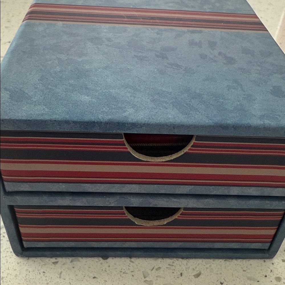Creative Memories Blue and Red Striped Storage Organizer